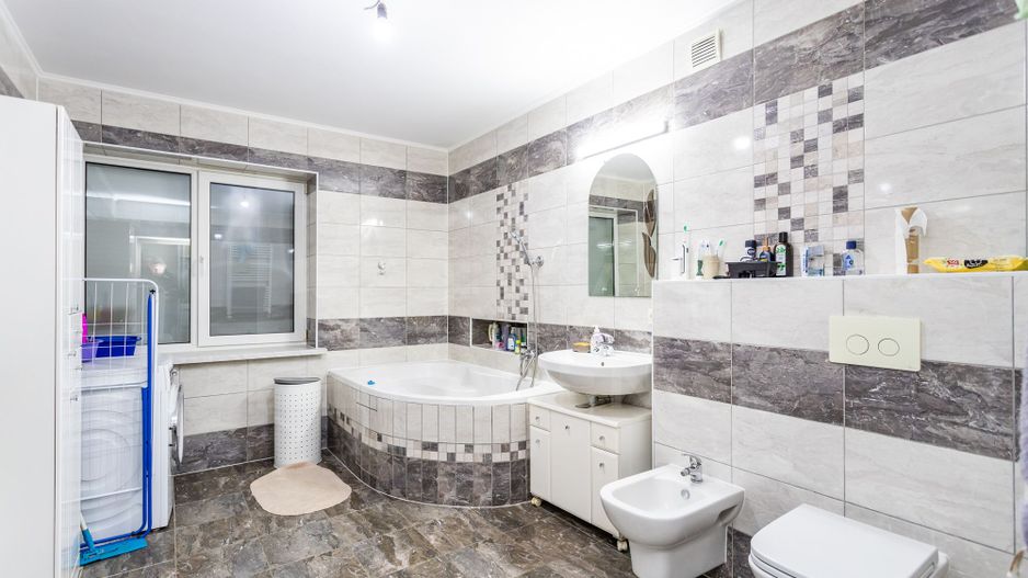 Vânzare, casă, 3 nivele strada Livezilor, Cricova. - Poză 9