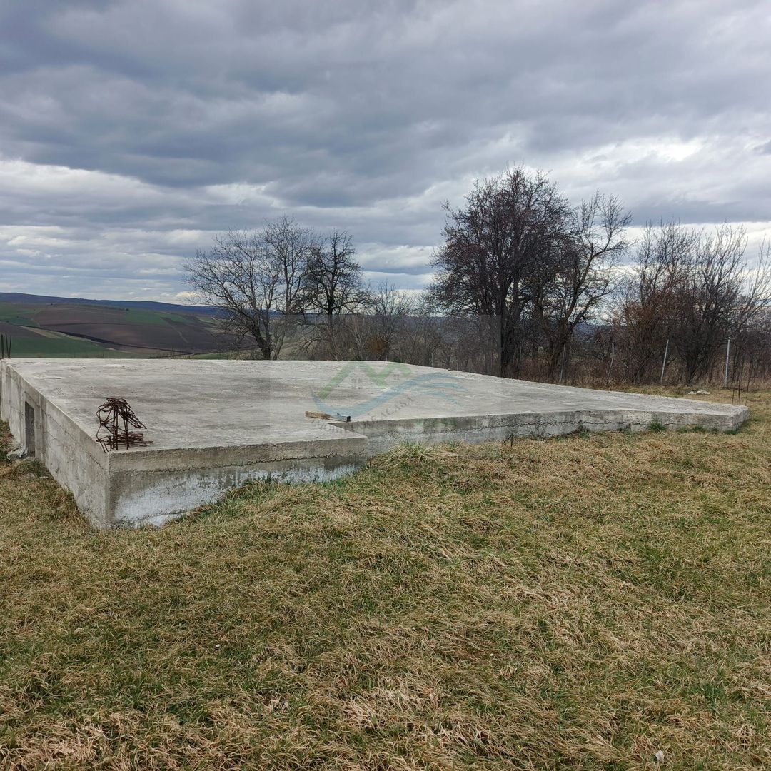 Teren intravilan de vânzare Horodniceni Suceava - Poză 2