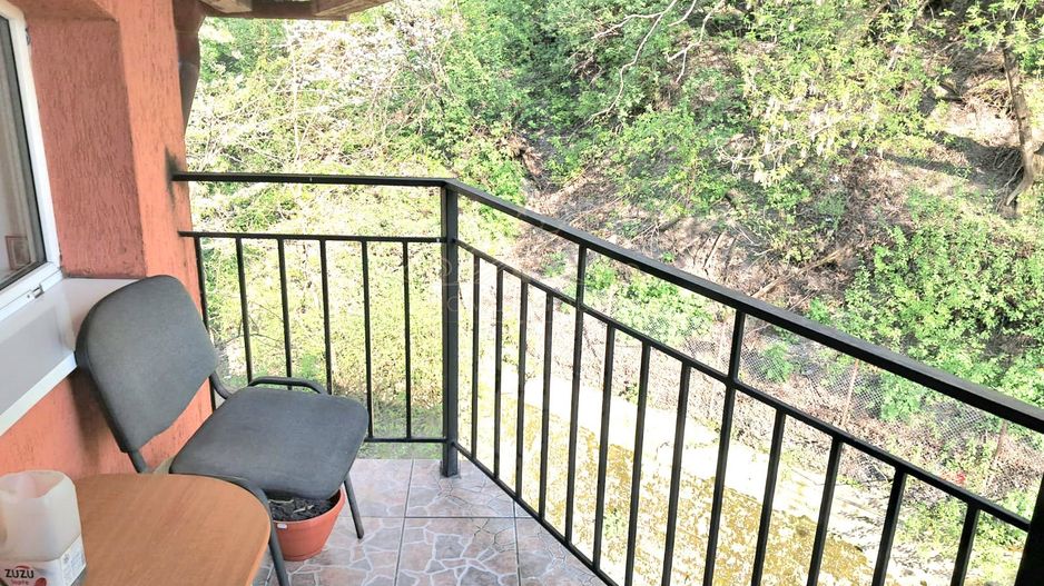 Vind apartament 3 camere zona Plopilor. - Poză 4