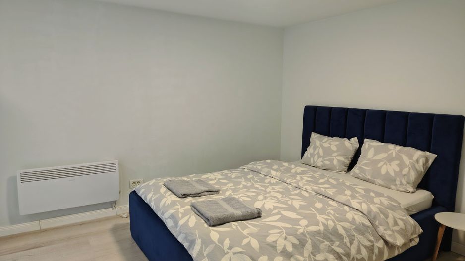 Chirie: apartament ultracentral, 3 camere 450 E neg. Comision 50% - Poză 3