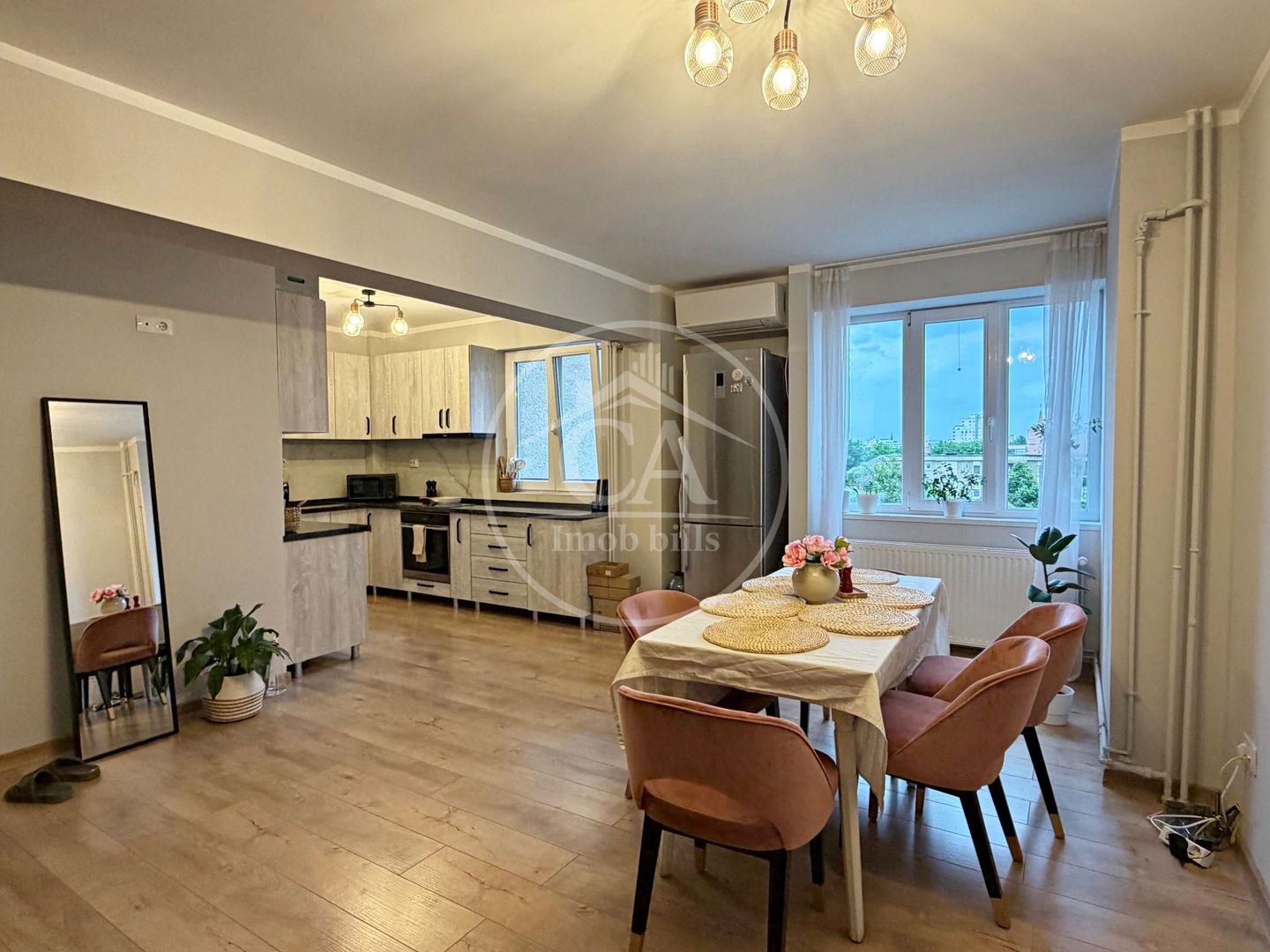 Apartament cu 3 camere de închiriat în zona Decebal, Oradea - Poză 1