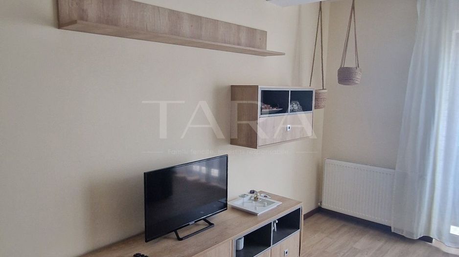Apartament cu 2 camere, parcare inclusă, zona Terra, Florești. - Poză 3