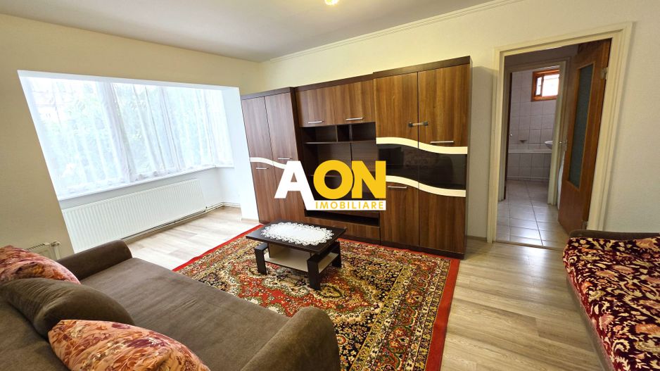 Apartament 2 camere, etaj 3, renovat, zona Bulevardul Transilvaniei - Poză 1
