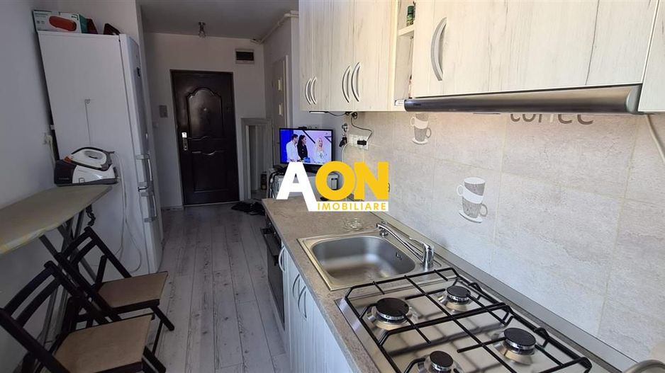 Garsoniera decomandata, mobilata, utilata,  Cetate, zona Stadion - Poză 2