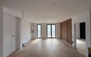 Apartament la etaj intermediar | Bloc exclusivist | Eroilor - Poză 1