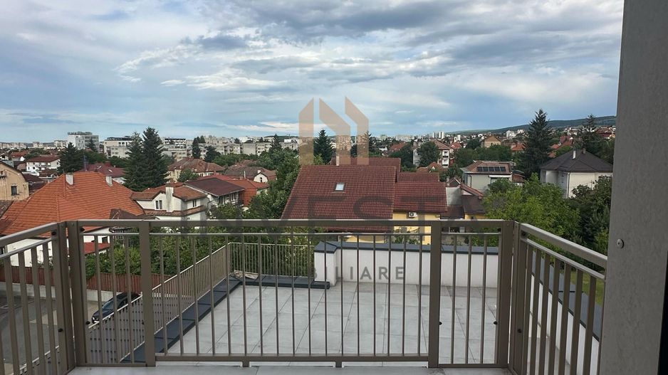 Apartament 2 camere vedere panoramica zona Piata Cipariu - Poză 2