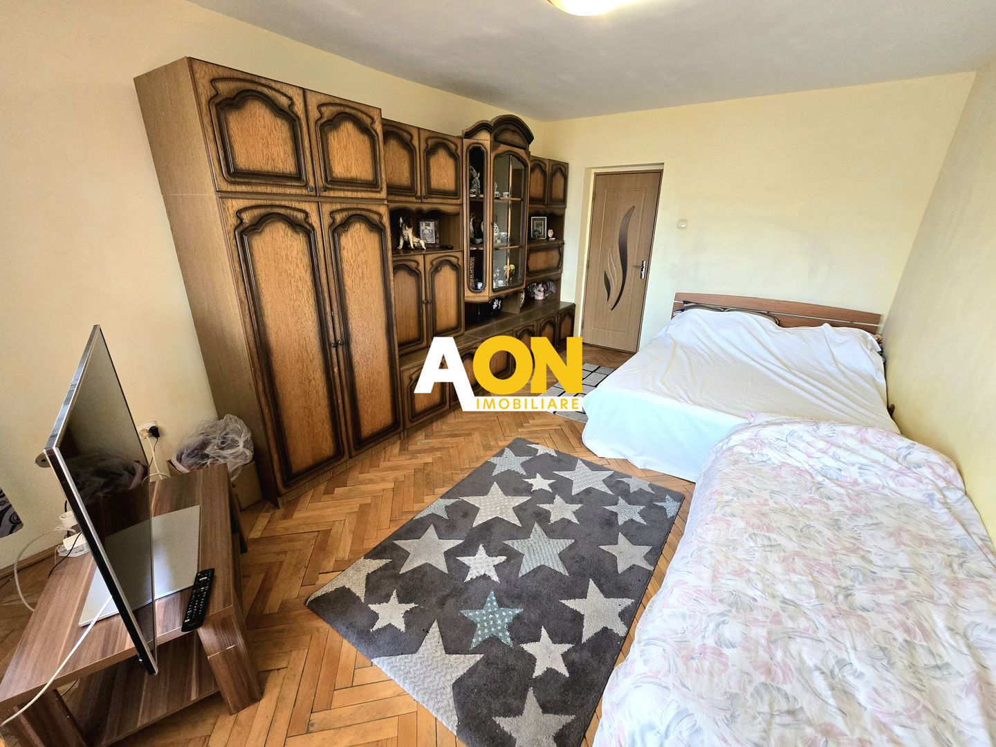 Apartament cu 3 Camere, Etaj Intermediar, Lift, Zonă Ultracentrală - Poză 4