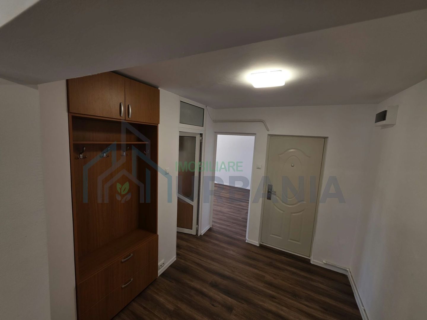 Apartament 2 camere, 57,18 mp, Dancu, etaj 2/4, decomandat, renovat recent - Poză 2