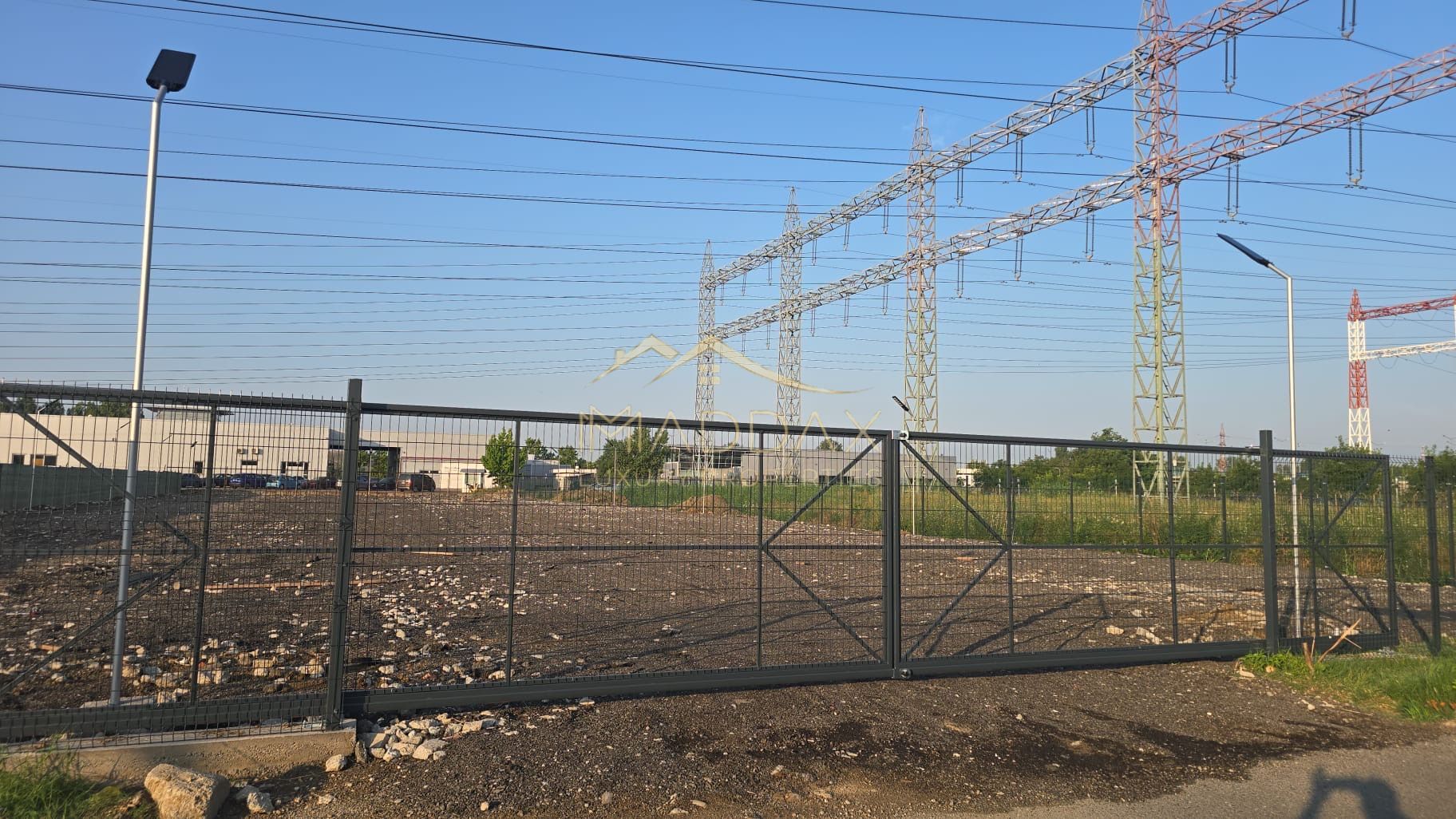 Teren *3100mp* de Inchiriat / Front Stradal 31ml // Splaiul Unirii - Poză 4