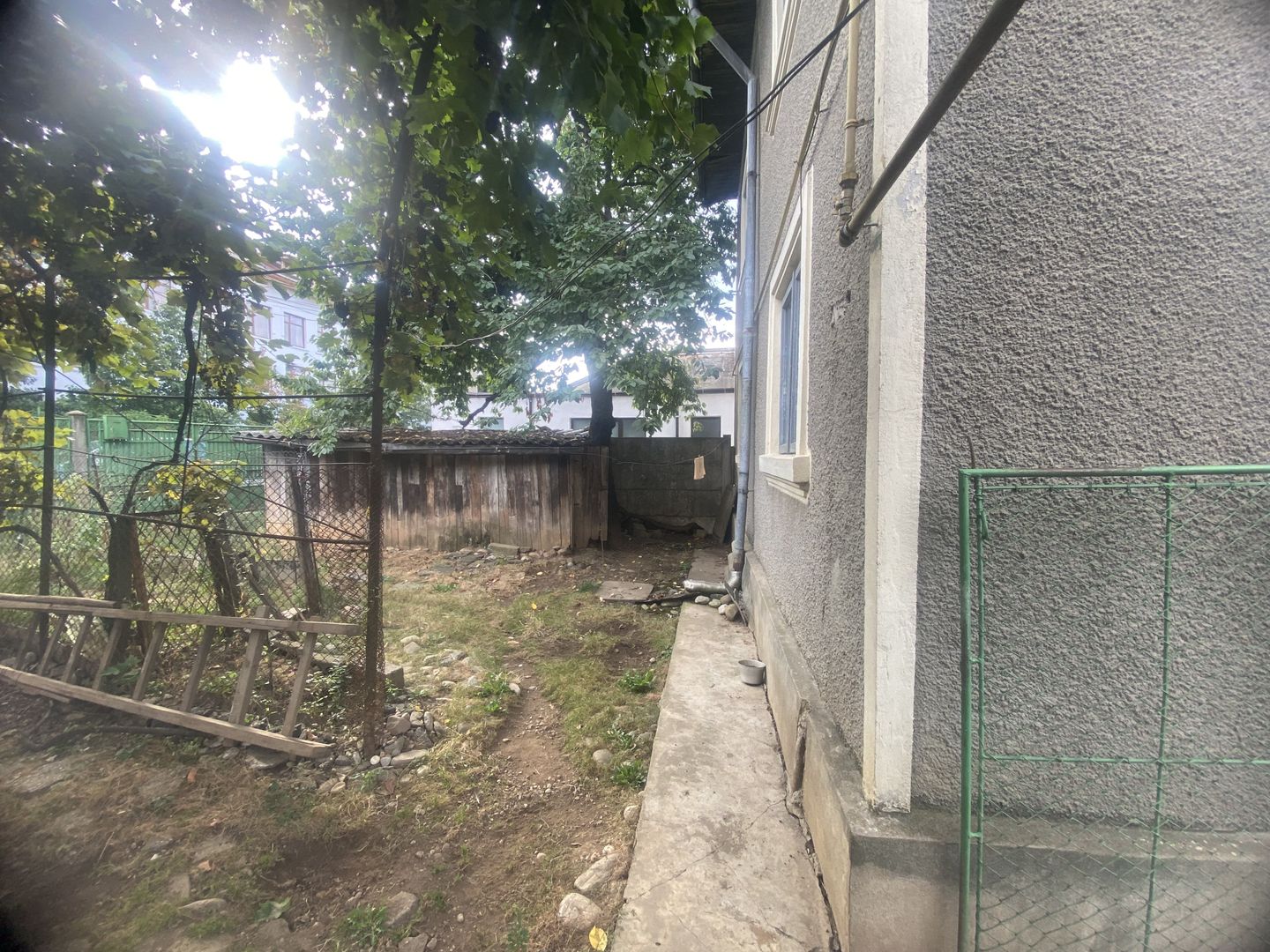 Vanzare casa cu 6 camere in Targoviste - vizavi de Colegiul Carabella - Poză 20