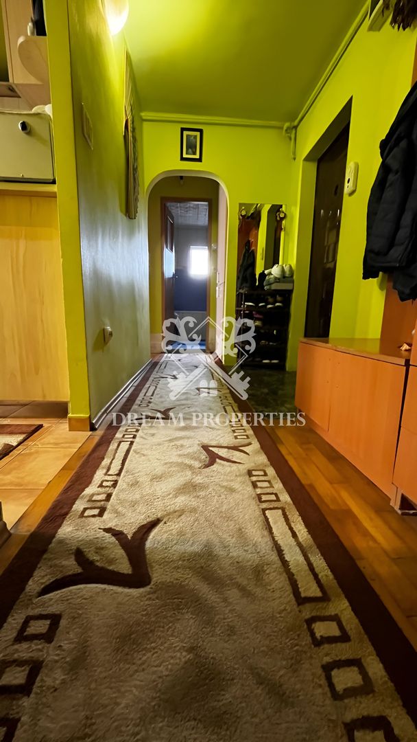 Apartament decomandat 2 camere, balcon, zona Penny Apahida - Poză 8