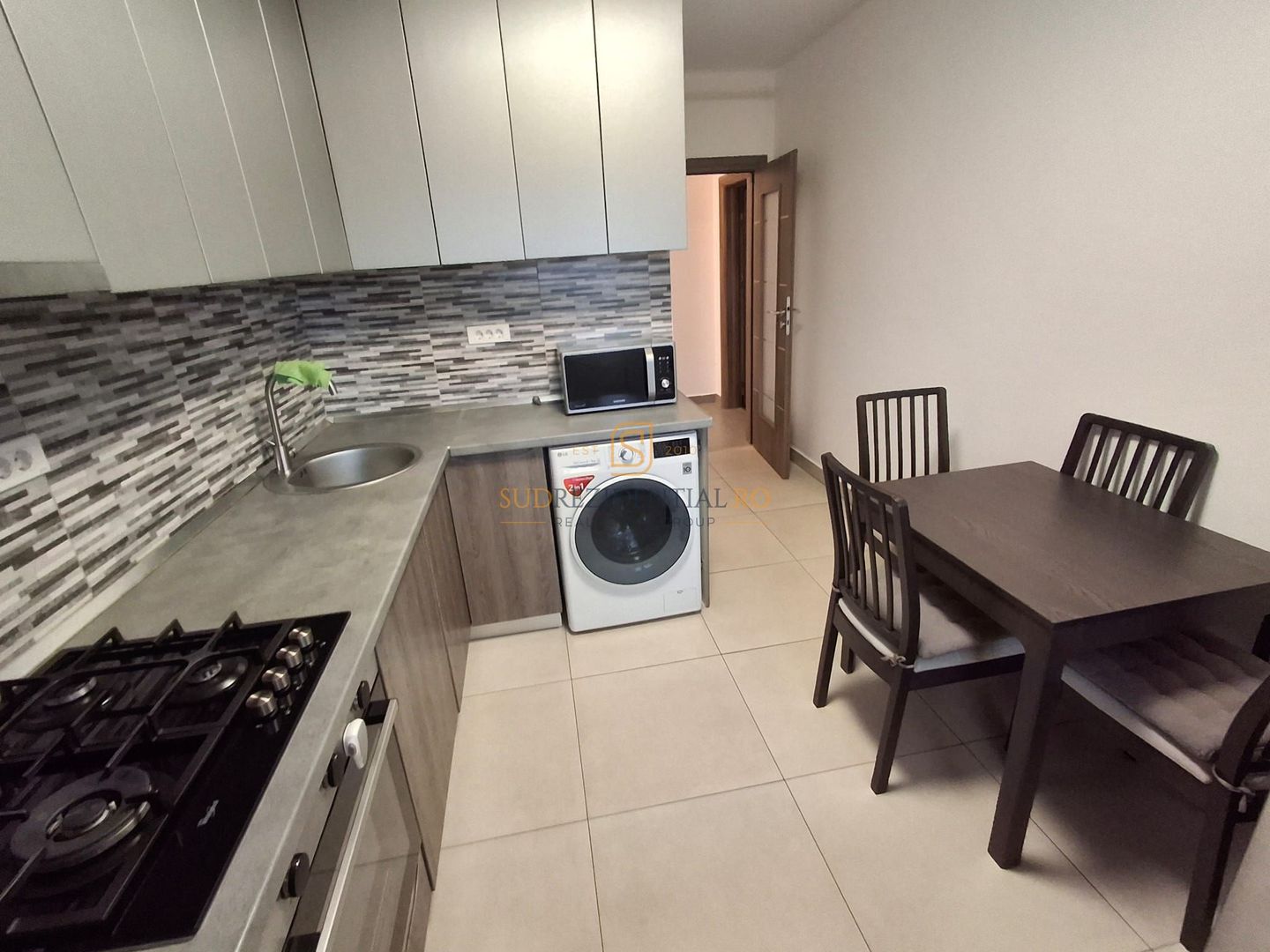 Locuinta cu 3 camere, gata de mutare, zona Metalurgiei, Sector 4 - Poză 6