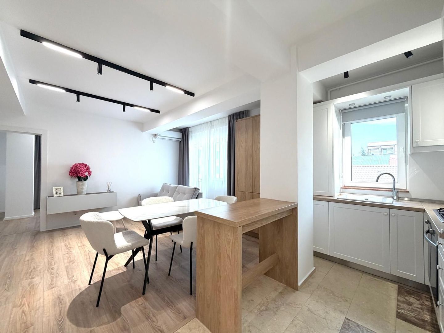 Stylish 3-Room Apartment for Rent in Iancu Nicolae - Poză 2