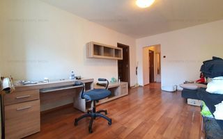 Metrou Piata Iancului, 3 camere, bloc reabilitat, geam baie - Poză 2