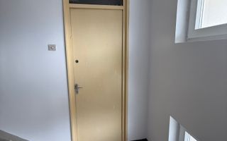 Ap 4 camere 90 mp+boxa+1 camera pe hol ultracentral b-dul Carol 1 - Poză 23