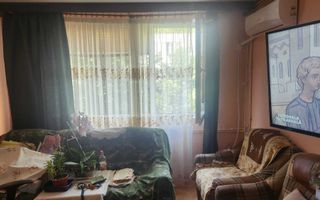 Vanzare Apartament 3 camere, 64 mp, centrală proprie, boxă 17 mp, lângă metrou - Poză 1