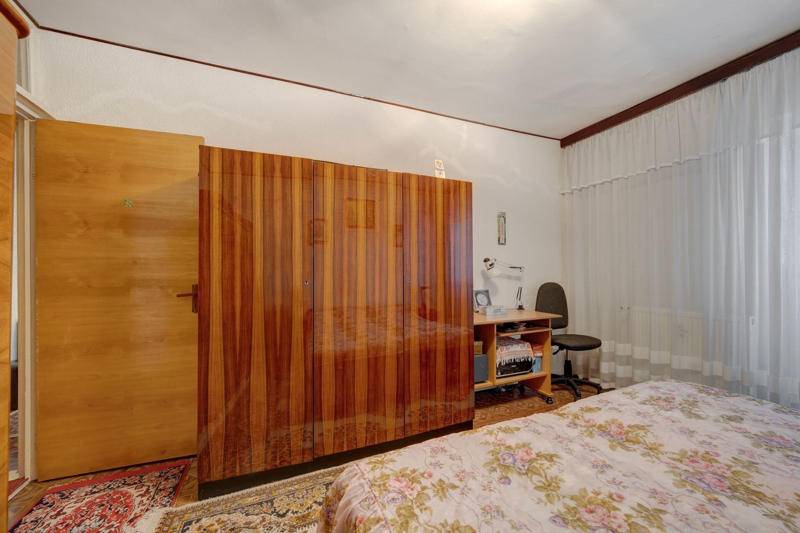 RARITATE la vânzare - 3 camere, etaj 4, Calea Vacaresti-Mall Sun Plaza - Poză 8