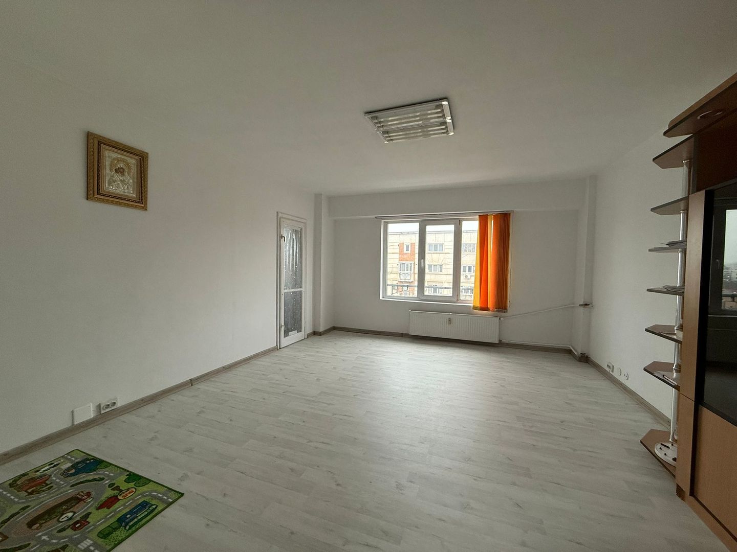 DE VANZARE | 3 CAMERE DECOMANDAT | CALEA CĂLĂRAȘILOR | METROU 5 MINUTE MUNCII - Poză 3