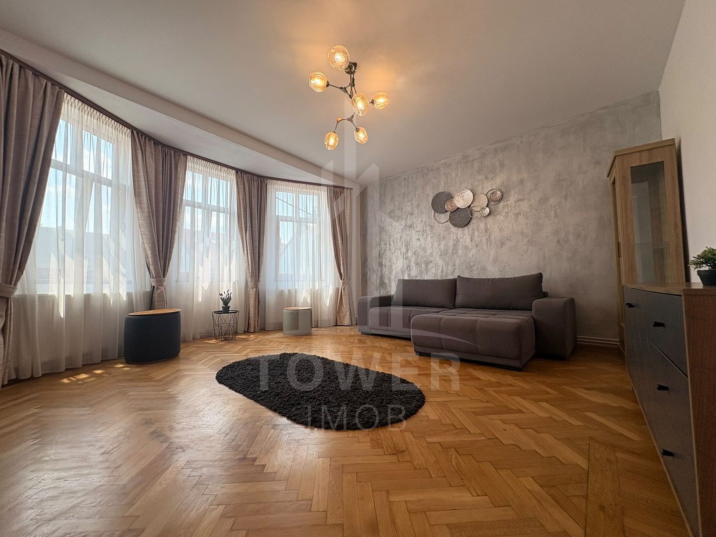 Apartament 2 camere - locație Centrală - Poză 1