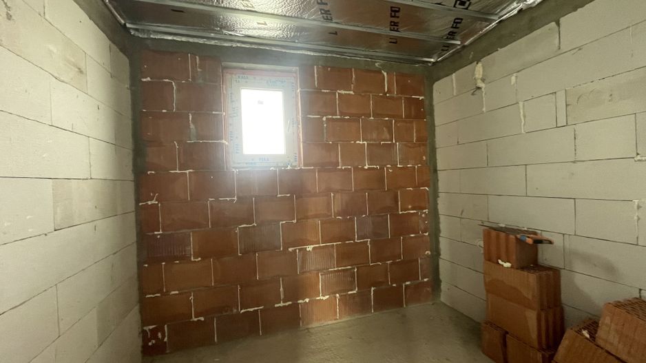 CASA LA ROȘU 220 MP | ZONA RETRASA CU VEDERE PANORAMICA| MARGINEA - Poză 16