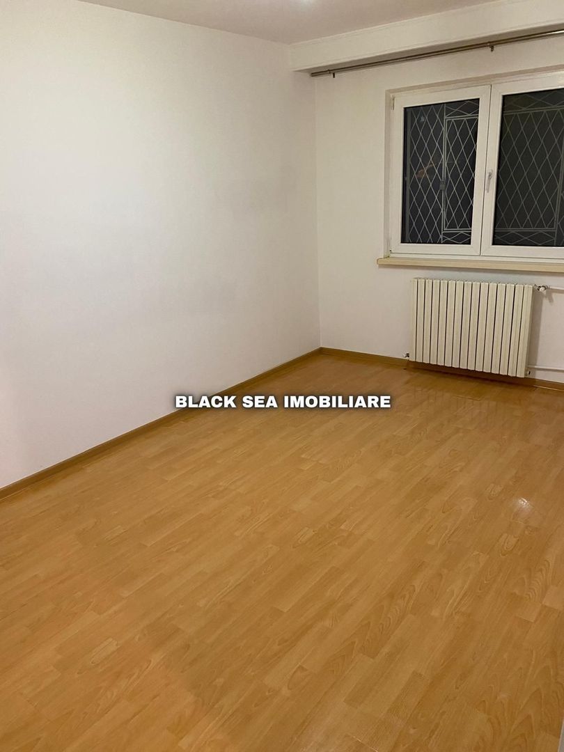 Apartament 3 camere de vânzare – Tomis Nord / Cireșica - Ocazie - Poză 4
