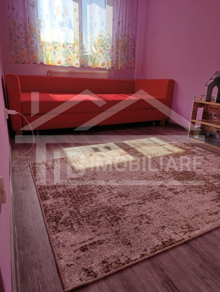 Apartament cu 3 camere, 52mp, Zona Dambu Pietros - Poză 2