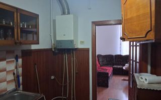 Apartament 2 camere clădire istorică - Poză 4