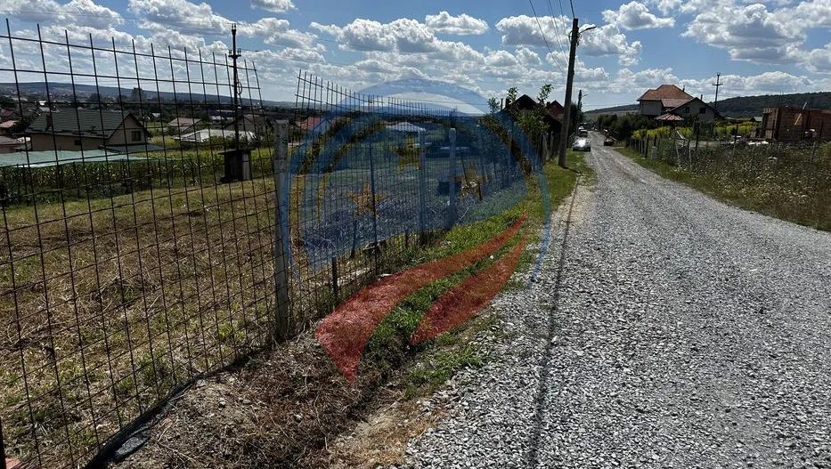 Teren intravilan Santana de Mures, 1200 mp, construibil 2 case! - Poză 5