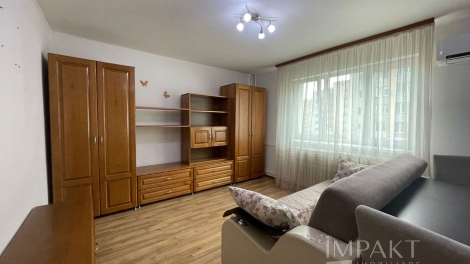 2 camere mobilat, AC, parcare, disponibil imediat - Poză 1