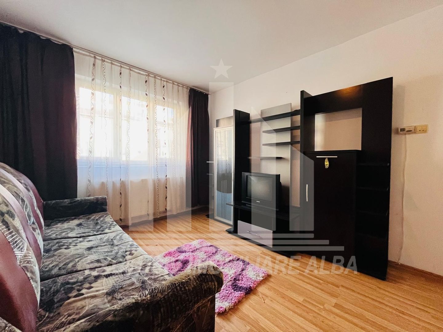 Apartament cu 2 camere de inchiriat, Cetate - Poză 1