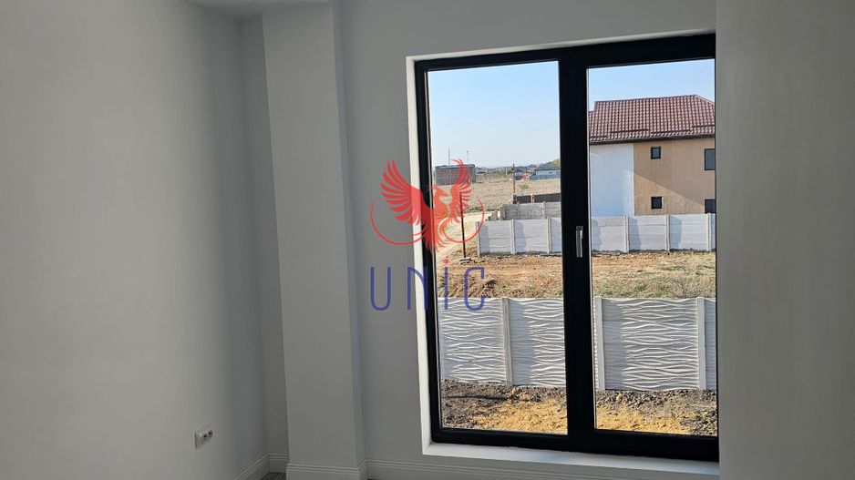 Vila 5 camere, zona rezidentiala . - Poză 7