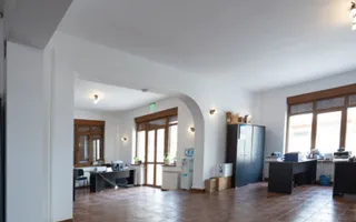 Vila cu 750 mp utili si teren de 1.480 mp in Erou Iancu Nicolae - Poză 13