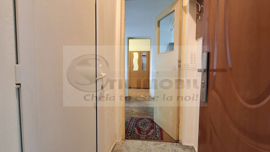 Liber, apartament 2 camere Podu Ros Cantemir, bloc fara risc - Poză 5