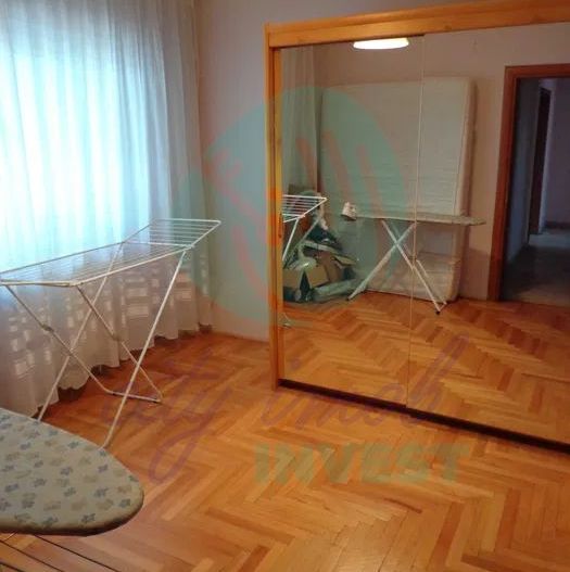 4 camere Piața Victoriei 97mp | Bloc monolit| Vedere Mixtă - Poză 3