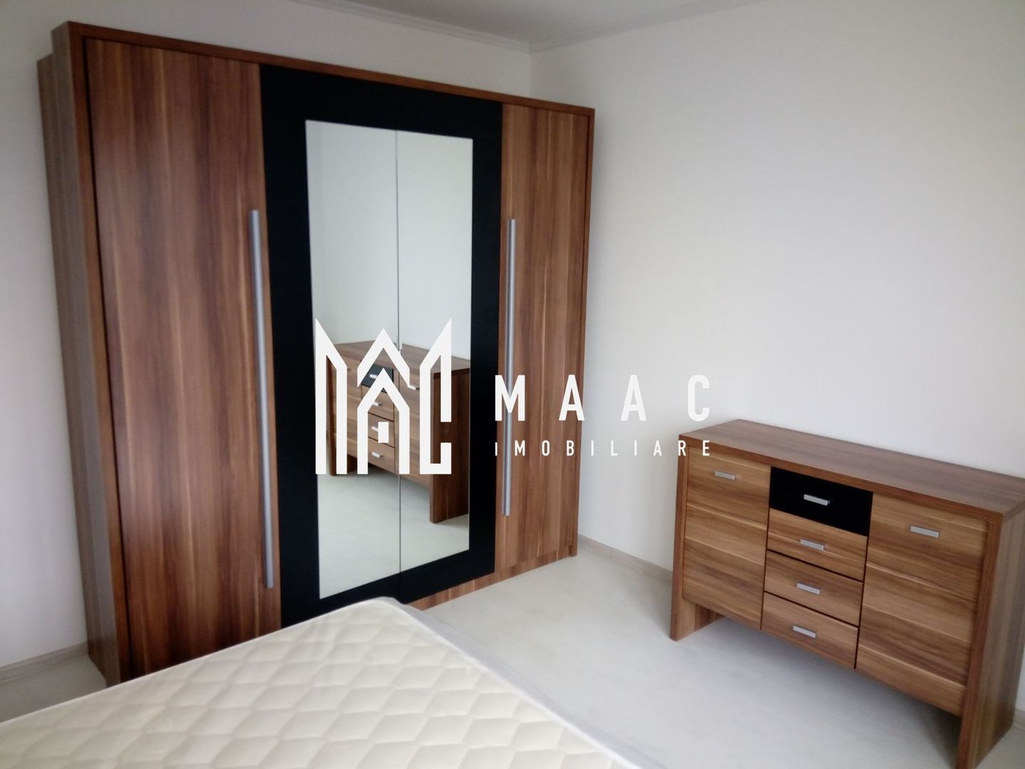 Penthouse 3 camere de închiriat | Șelimbăr | terasă 37 mp - Poză 6