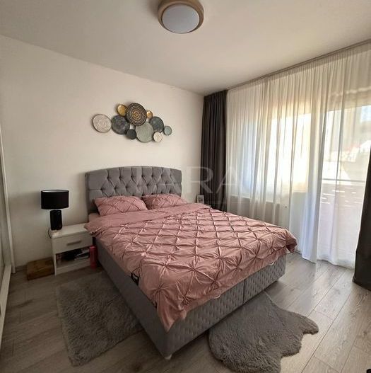 Apartament spațios cu 2 camere și balcon generos în Baciu - Poză 6