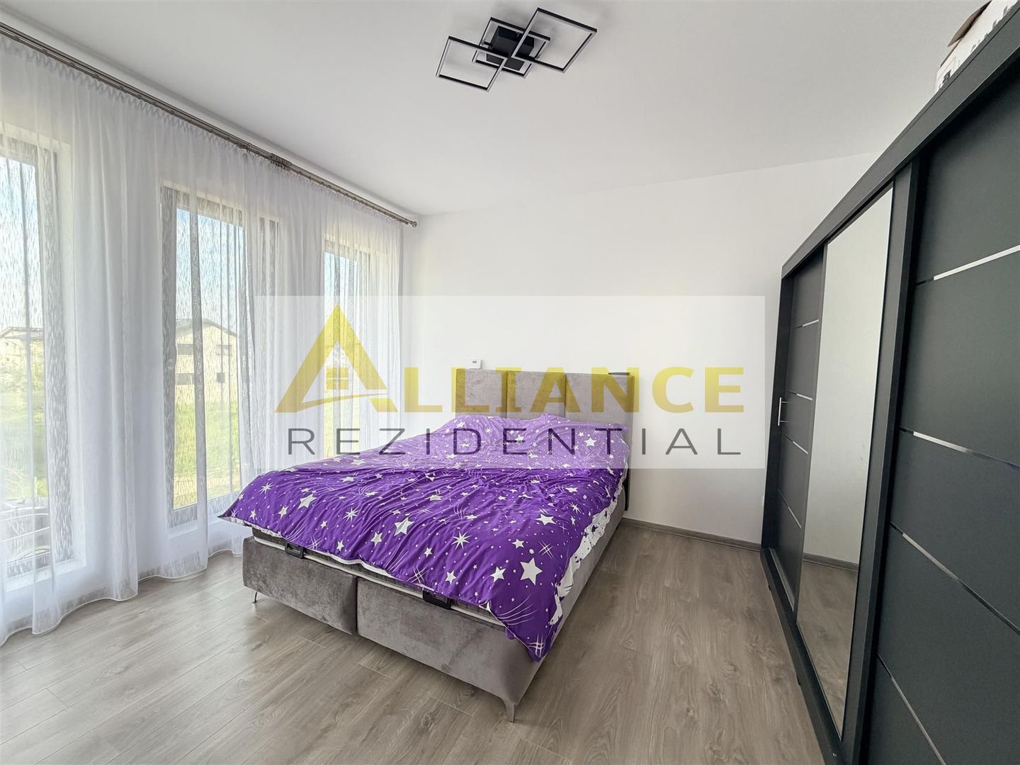 casa de vanzare || mobilata utilata || 4 camere - Poză 8