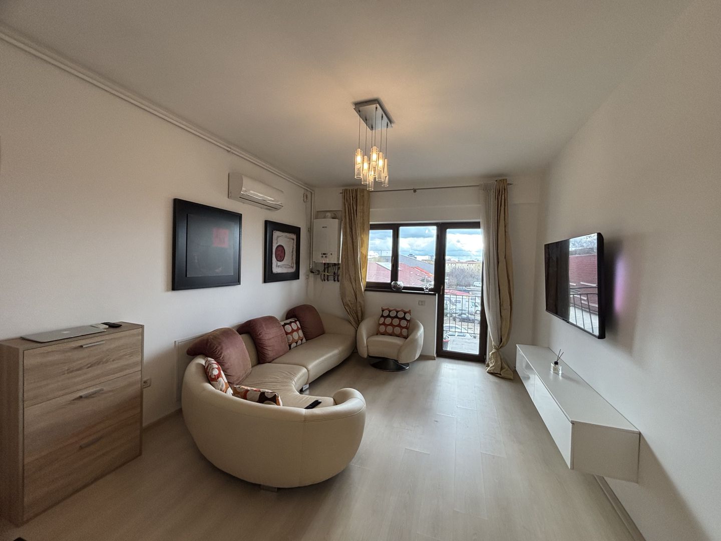 Apartament 2 camere de închiriat în Dumbravita - Poză 2