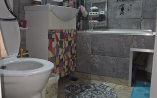 3 camere renovat Brancoveanu stradal Sector 4 - Poză 10
