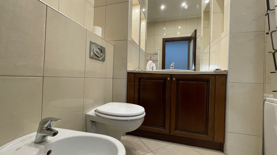 APARTAMENT SPATIOS CU 4 CAMERE LA INCHIRIERE LANGA PARCUL HERASTRAU - Poză 10