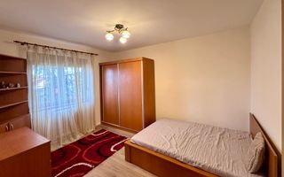 Apartament decomandat 3 camere de închiriat în Piața Bălcescu - Poză 10