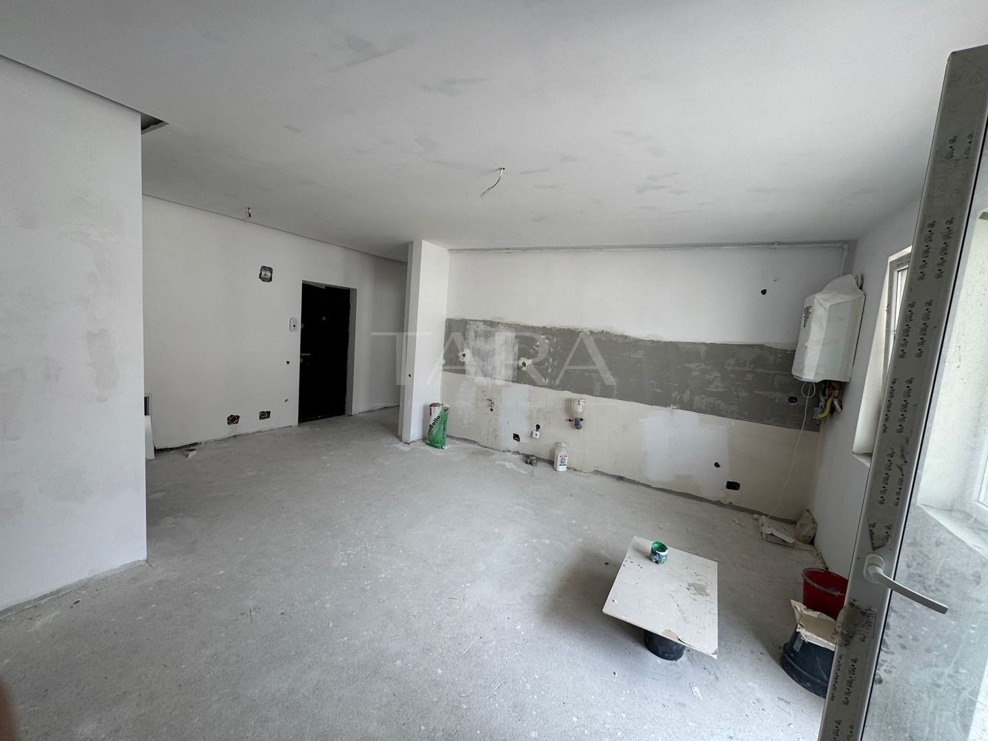 Apartament 3 camere semifinisat cu parcare – Florești, zona Terra - Poză 2