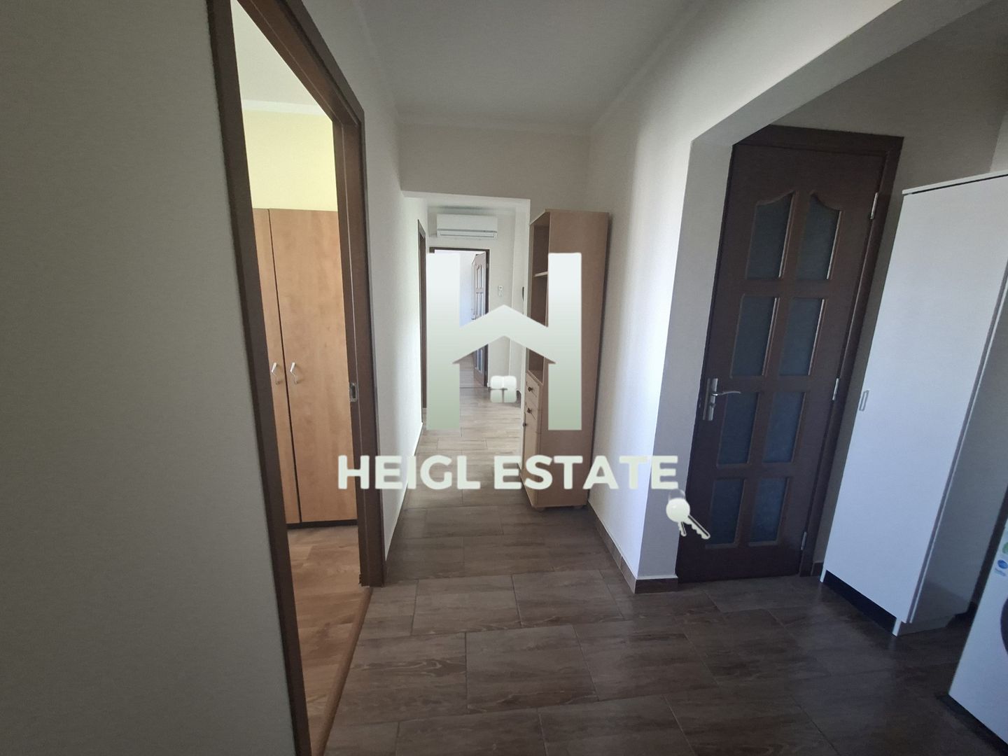 Apartament spațios cu 3 camere in zona Circumvalațiunii - Poză 9
