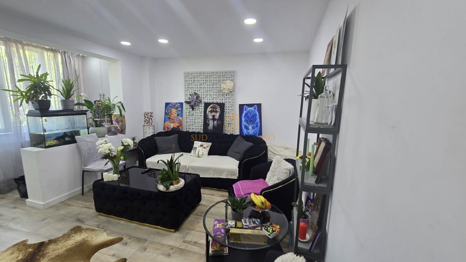 Apartament cu 4 camere de vanzare, Bd. C-tin Brancoveanu, Sector 4 - Poză 12