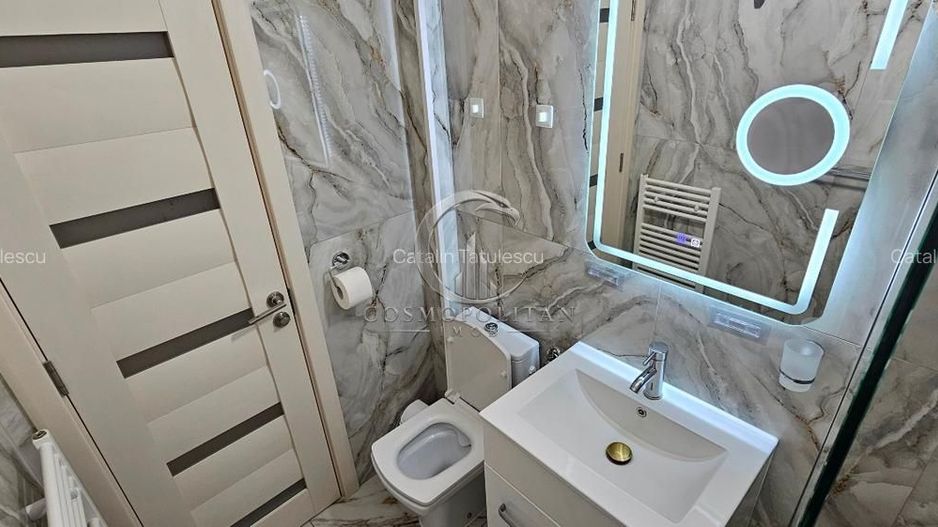 Apartament cu 2 camere ultracentral etaj 1 renovat mobilat utilat - Poză 7