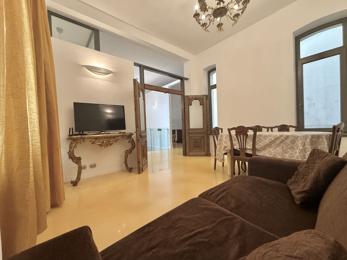 Apartament 3 camere, elegant si spațios, in Piața Unirii - Poză 8