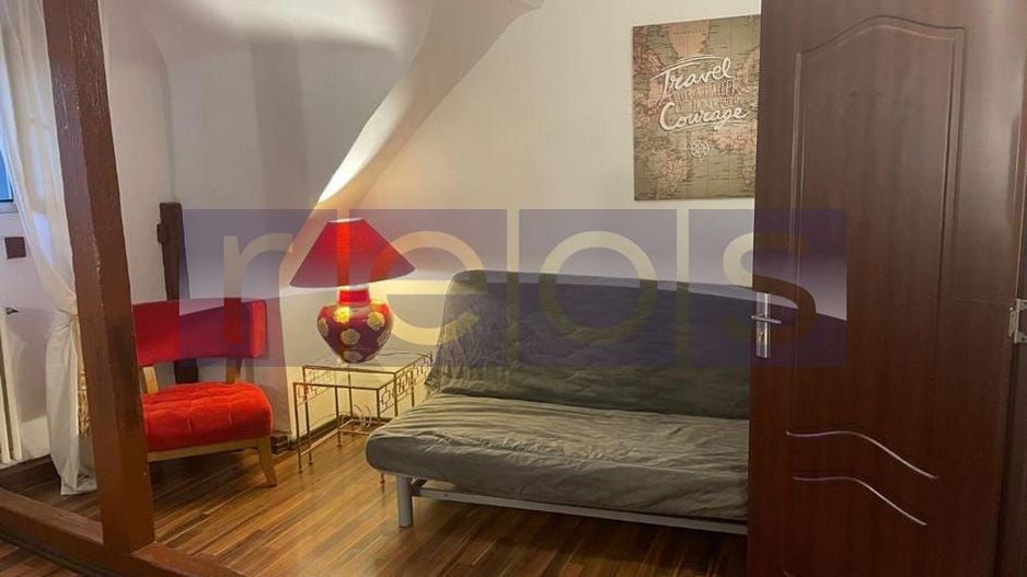VANZARE  2  APARTAMENTE INDEPENDENTE  INTR-O VILA RENOVATA -144 mp - UNIRII - Poză 10