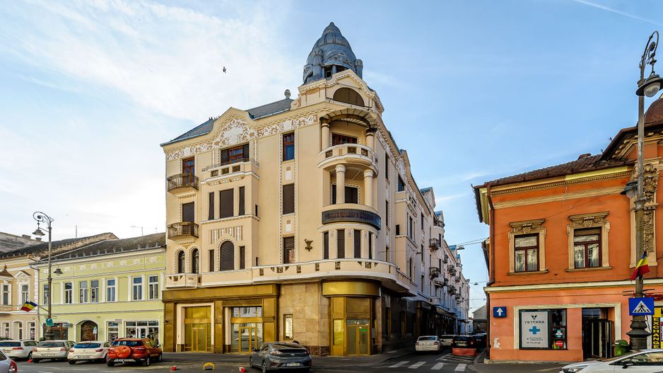 Bijuterie arhitecturală cu istorie. Confort modern, Ultracentral. - Poză 1