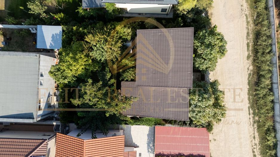 Viluta cocheta cu curte frumoasa in Mamaia Sat! - Poză 39