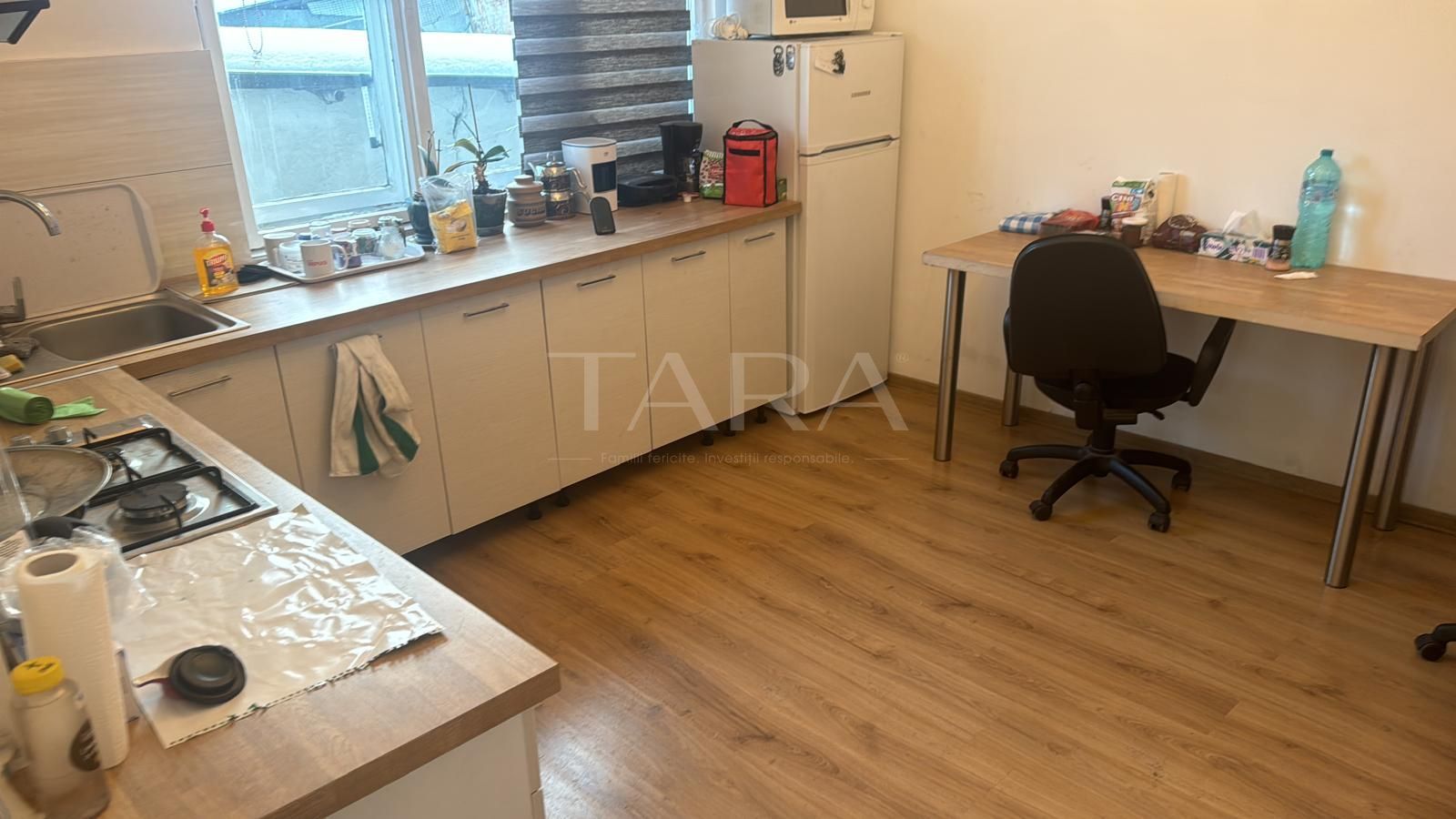 Casă cu teren generos în Mărăști – Ideal locuință sau investitie! - Poză 1